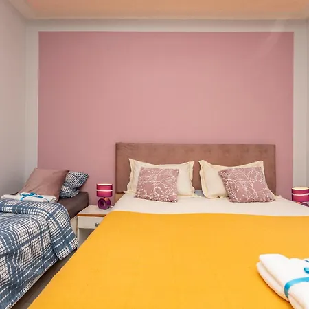 Apartment Lovely In With Wifi